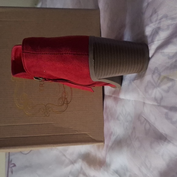 Trends Up Collection Boot - Picture 4 of 4